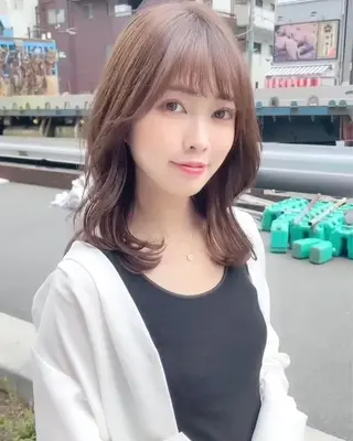 ミディアム カラー 宮澤 タケル ミディアムヘアのヘアスタイル