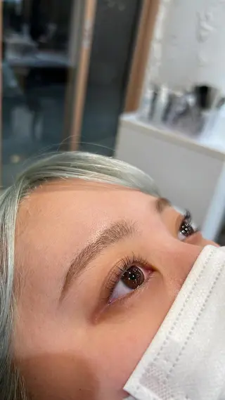 マツエク・マツパ ミエル横浜所属・ミエル横浜 小林の眉毛・アイブロウイメージ