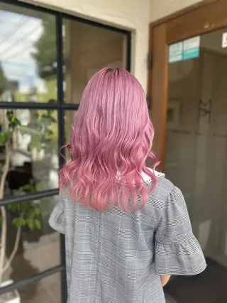 ロング カラー 井上 花音のヘアスタイル