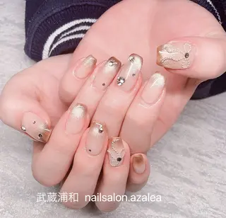 ネイル R inのネイルデザイン