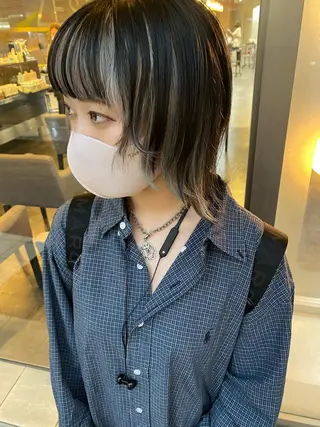 ショート カラー パーマ ヘアアレンジ メンズ キッズ ネイル mana 暖色カラーカットのヘアスタイル