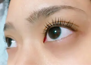 マツエク・マツパ 北川 広行のヘアスタイル