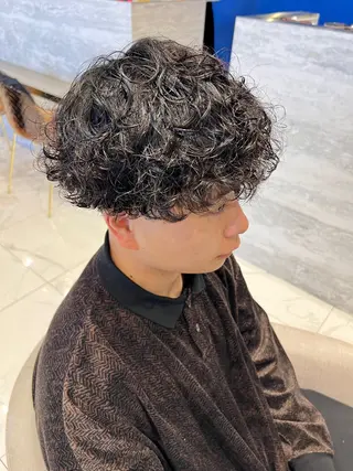 メンズ 志田 ほん/ メンズパーマのヘアスタイル