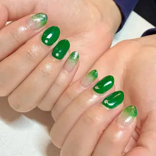 ネイル ジェヌインネイル 間宮のネイルデザイン