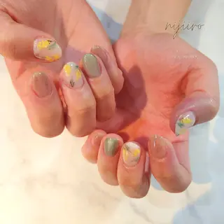 ネイル nijiiro🌈 サトウのネイルデザイン