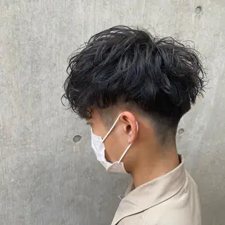 ショート パーマ メンズ 梅田茶屋町メンズ 専門美容師 山元一平のヘアスタイル