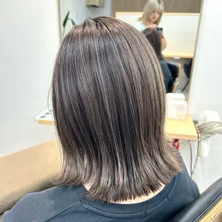 セミロング カラー ハイライト/レイヤー /艶髪/吉田愛望のヘアスタイル
