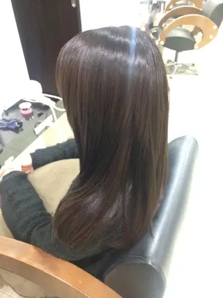 ロング カラー 烏山 達也のヘアスタイル