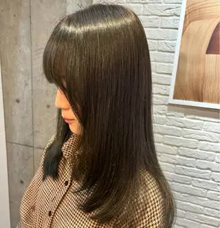 カラー 🍎デザインカラー /カエデ🍎のヘアスタイル