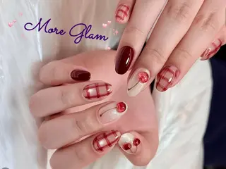 ネイル MoreGlam Nailsのネイルデザイン