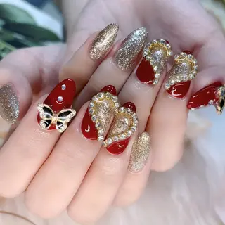 ネイル Queens 榊 まおのネイルデザイン