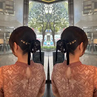ミディアム ヘアアレンジ 💎ハイトーン/艶 カラー モエカ💎のヘアスタイル