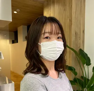 ミディアム 都筑 莉佳子のヘアスタイル