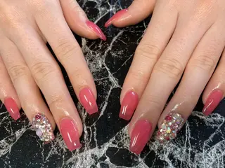 ミディアム ネイル ✴︎ Delightのネイルデザイン