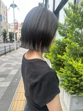 カラー ボブ/レイヤー/ 透明感/Hazukiのヘアスタイル