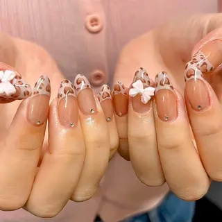 ネイル ジュエル.《ネイル》 モデル募集中のネイルデザイン