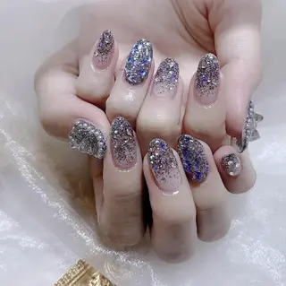 ネイル VIVIAN エイのネイルデザイン