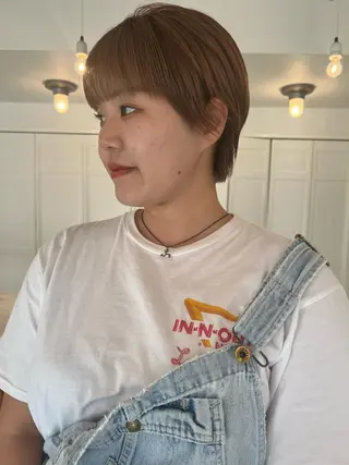 ショート ブリーチカラー🎀 韓国風/寺門美優のヘアスタイル
