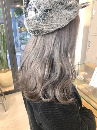 ロング カラー leben serikaのヘアスタイル