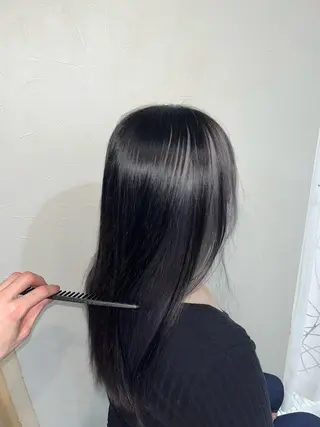 セミロング 鈴木 悠人のヘアスタイル