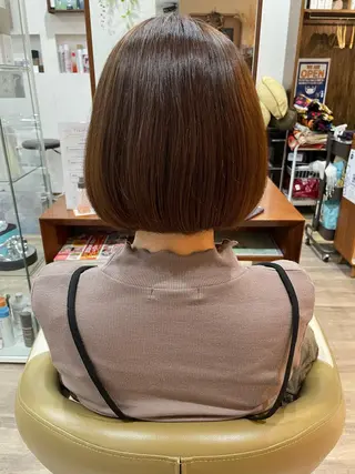 ミディアム カラー 山田 梓のヘアスタイル