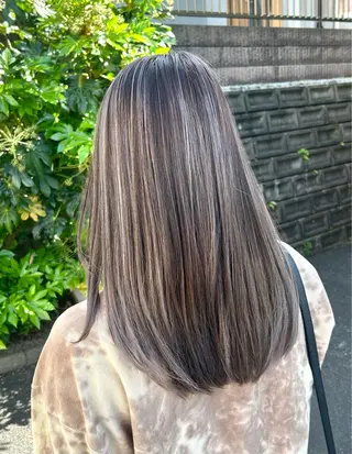 カラー ダブルスキルエクステ /羽エクステ白石宇由のヘアスタイル