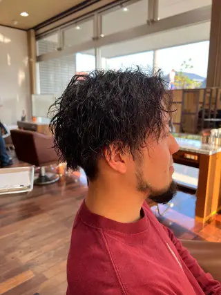 ミディアム 矢藤 豪晃のヘアスタイル