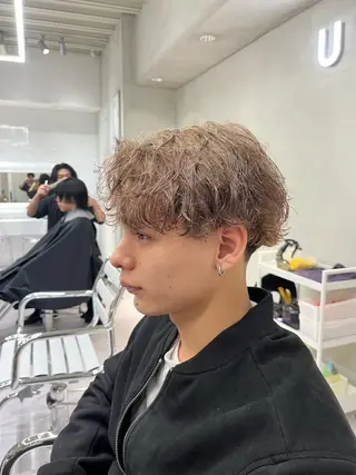 ショート パーマ メンズ ⚡メンズパーマフ ェードカットTomyのヘアスタイル