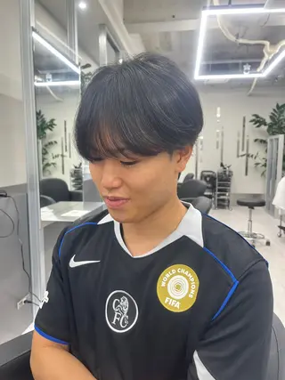 ミディアム センターパート🪽 SEIYAのヘアスタイル