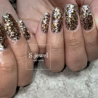 ネイル S. JEWELのネイルデザイン
