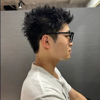 メンズ スパイキーショート 平出天翔のヘアスタイル