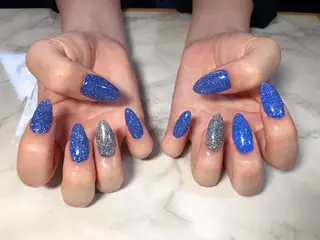 ロング ネイル 安藤 紅実のネイルデザイン