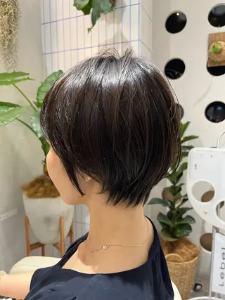 ショート 白髪ぼかしマイスター 🫧shuri🫧のヘアスタイル