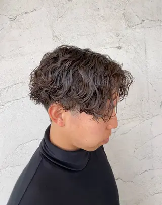 パーマ メンズ 林 侑弥のヘアスタイル