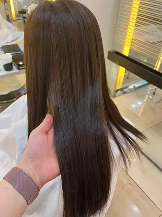 ロング カラー NaVIユウジ 透明感カラーのヘアスタイル
