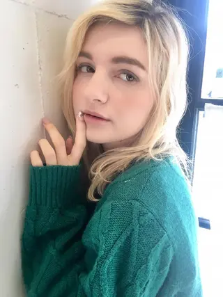 セミロング カラー 長谷川 香織のヘアスタイル