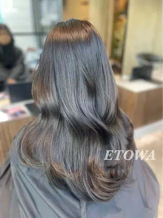 ロング 𝓝𝓪𝓷𝓪 くびれ/韓国風/新宿のヘアスタイル