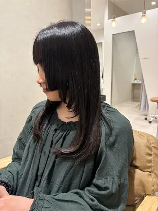 ロング newi大分/ 磯部栞里／艶感カラーのヘアスタイル