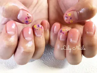 ネイル Lily Nailsのネイルデザイン