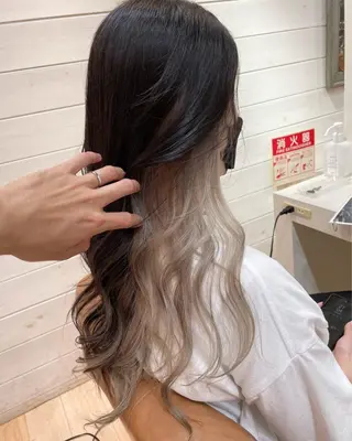カラー WATANABE YUTOのヘアスタイル