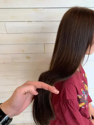 ロング カラー らいむ/レイヤー/ /イヤリングカラーのヘアスタイル