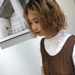 セミロング パーマ ムトウセイマ/ 縮毛矯正/ブリーチのヘアスタイル