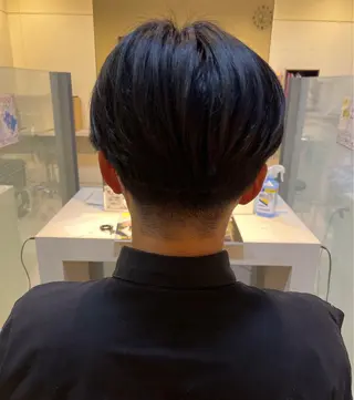 メンズ ハイライト特化小澤 奈津美のヘアスタイル