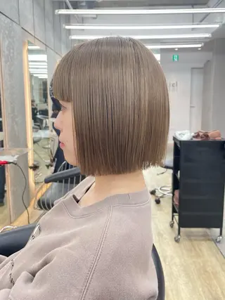 ショート オリーブベージュ/シ ョートボブたまき🧡のヘアスタイル