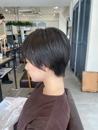 ショート 大島桃花 / 表参道 透明感カラーのヘアスタイル