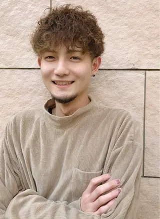 ショート カラー パーマ ヘアアレンジ メンズ メンズ似合わせ🪞 副店長 kotoriのヘアスタイル