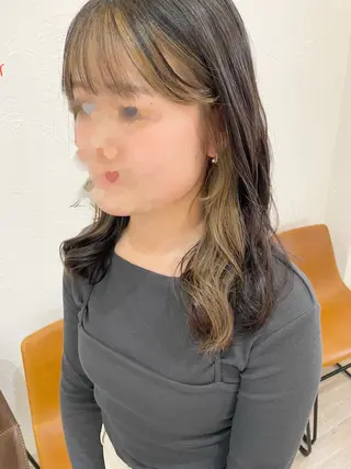 セミロング カラー FELICE of hair 田口千尋のヘアスタイル