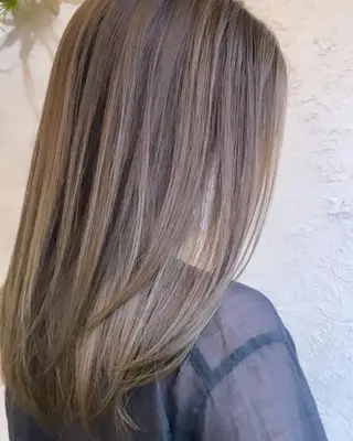 セミロング hair studio nico所属・田中 健太郎のヘアスタイル