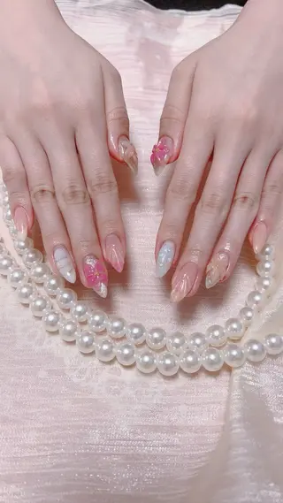 ネイル はぴねす所属・横浜 美夢のネイルデザイン