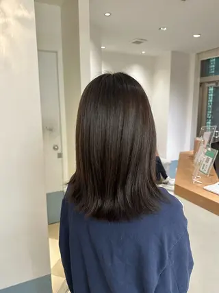 ロング カラー 安丸 結夏のヘアスタイル